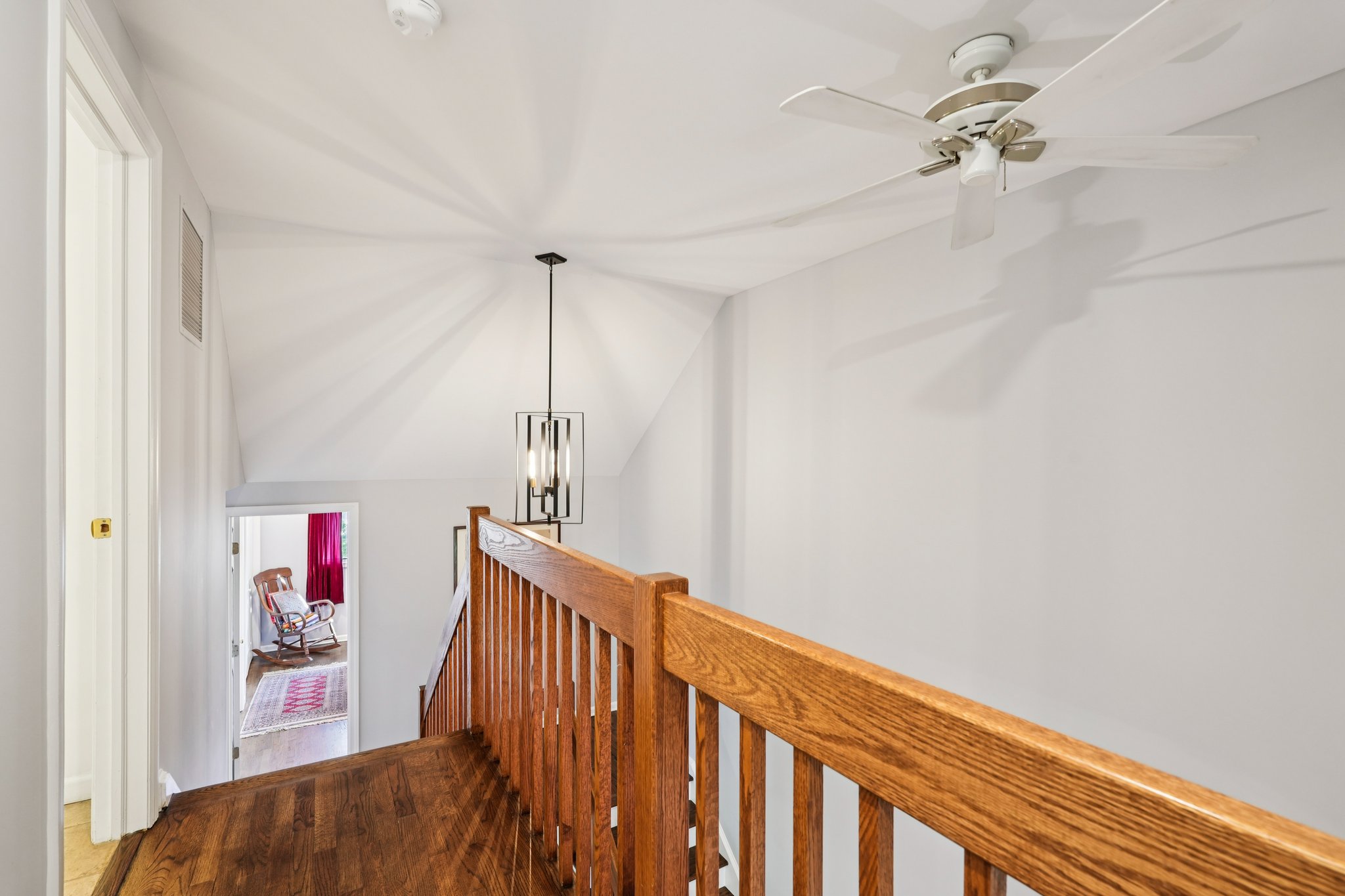 Frost Ln-S1710-032.jpg