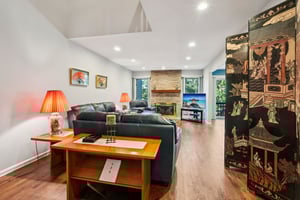 Frost Ln-S1710-009.jpg