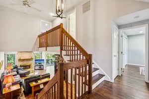 Frost Ln-S1710-033.jpg