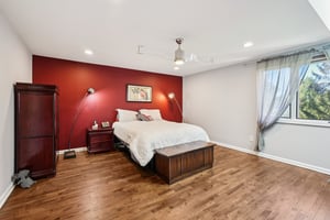 Frost Ln-S1710-034.jpg