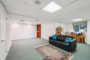 Frost Ln-S1710-042.jpg