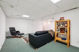 Frost Ln-S1710-043.jpg