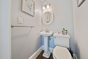  Photo 31