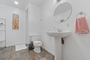  Photo 43