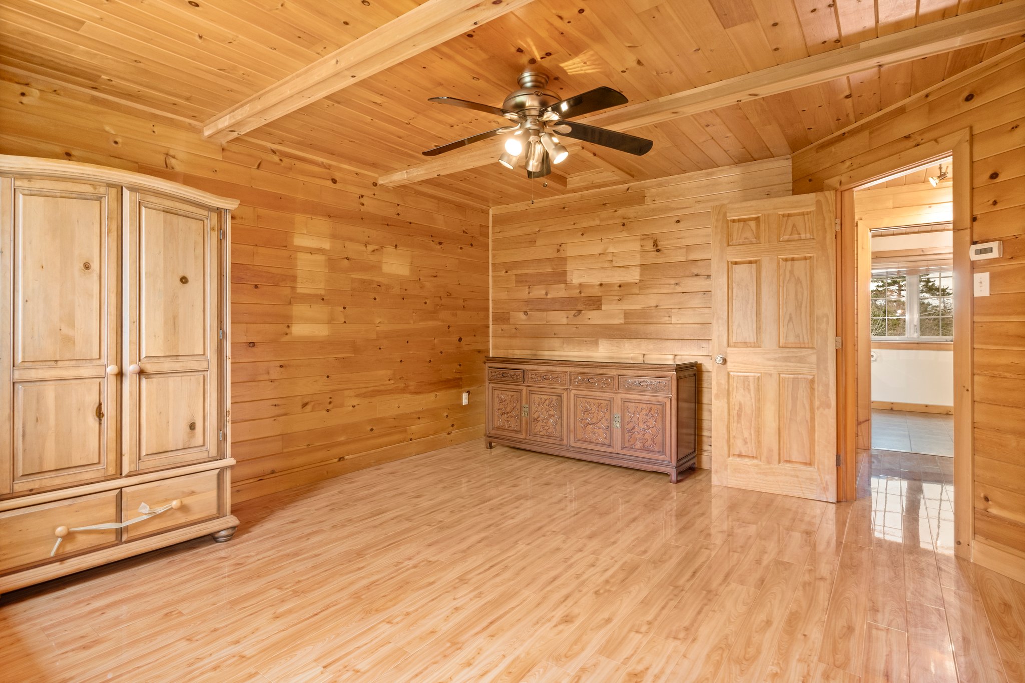  Photo 41
