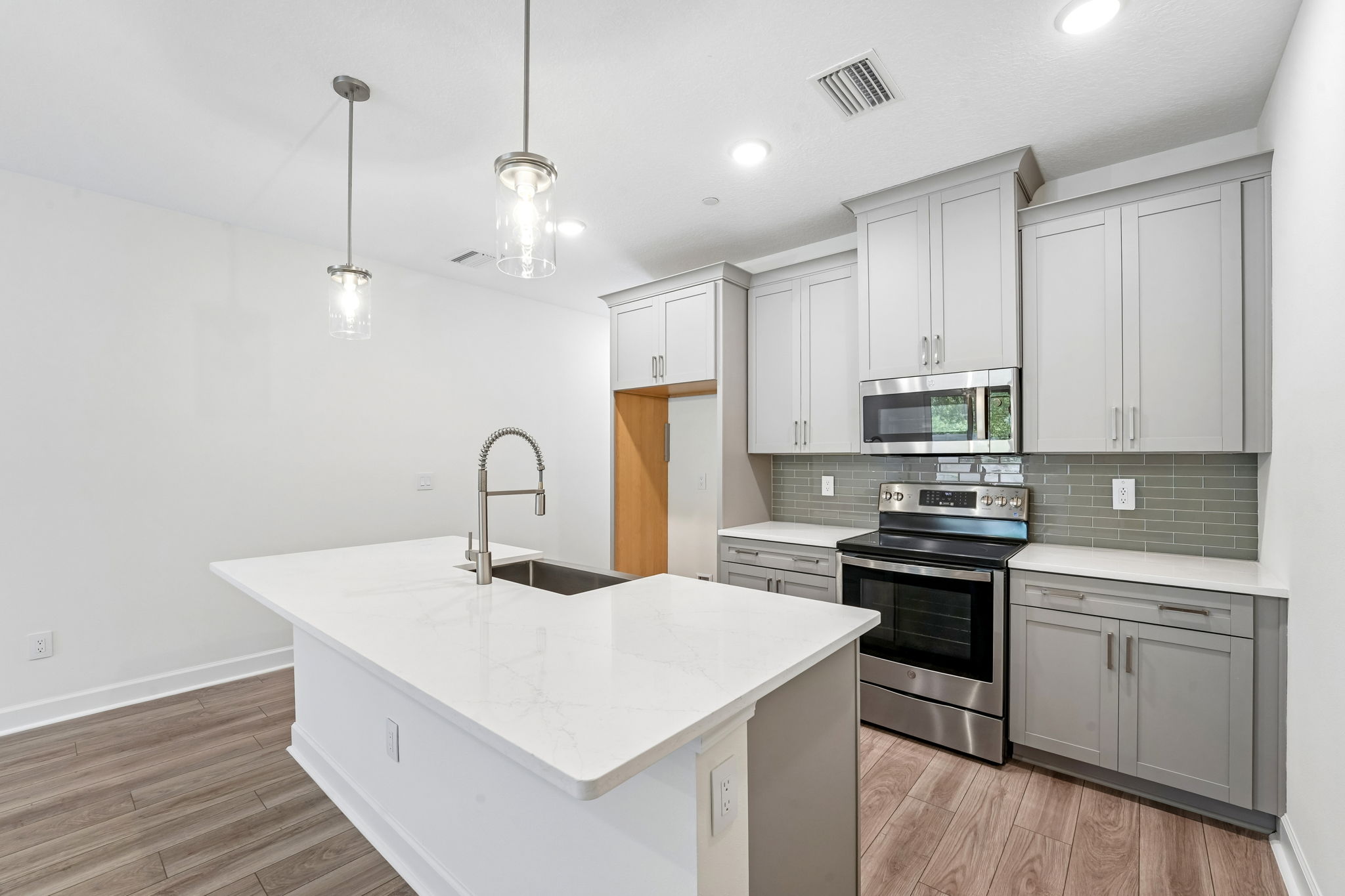 97 Big Pine Ln-S1509-012