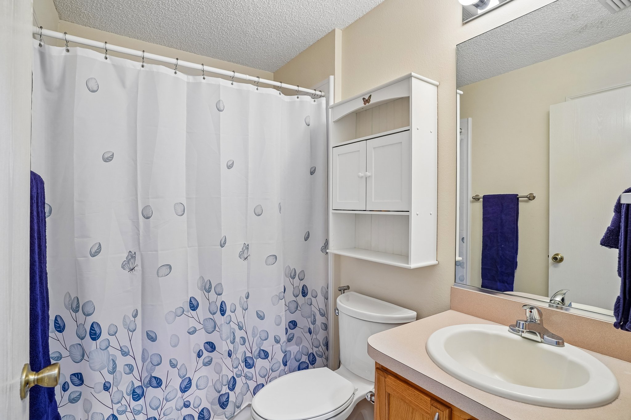 Kenova Ave-S2507-027.jpg