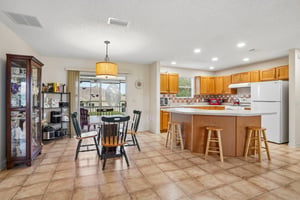 Kenova Ave-S2507-012.jpg