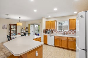 Kenova Ave-S2507-014.jpg