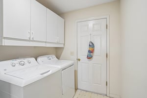 Kenova Ave-S2507-031.jpg