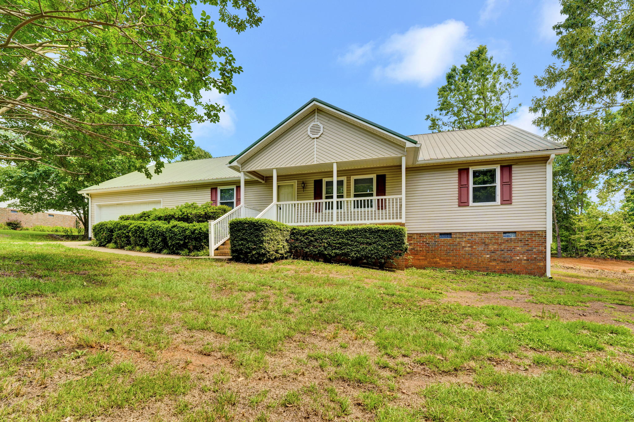 970 Spring Valley Rd, Inman, SC 29349, USA Photo 1