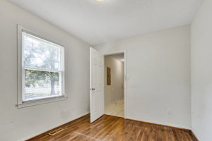 970 Spring Valley Rd, Inman, SC 29349, USA Photo 4