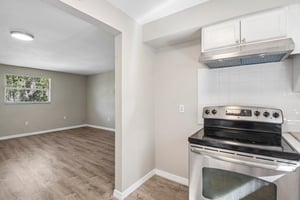 N 14th St-S0606-009.jpg