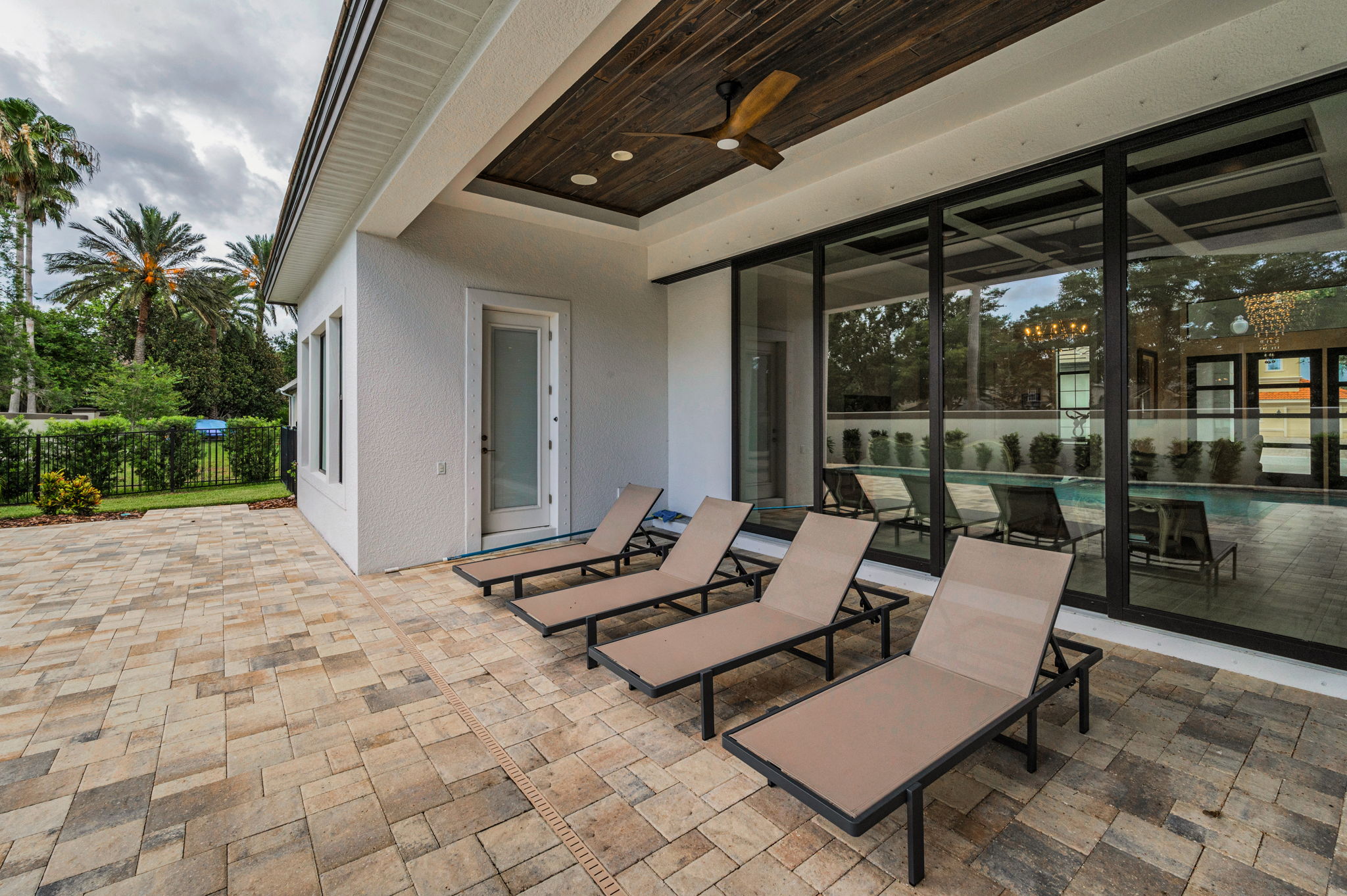 Lanai2a