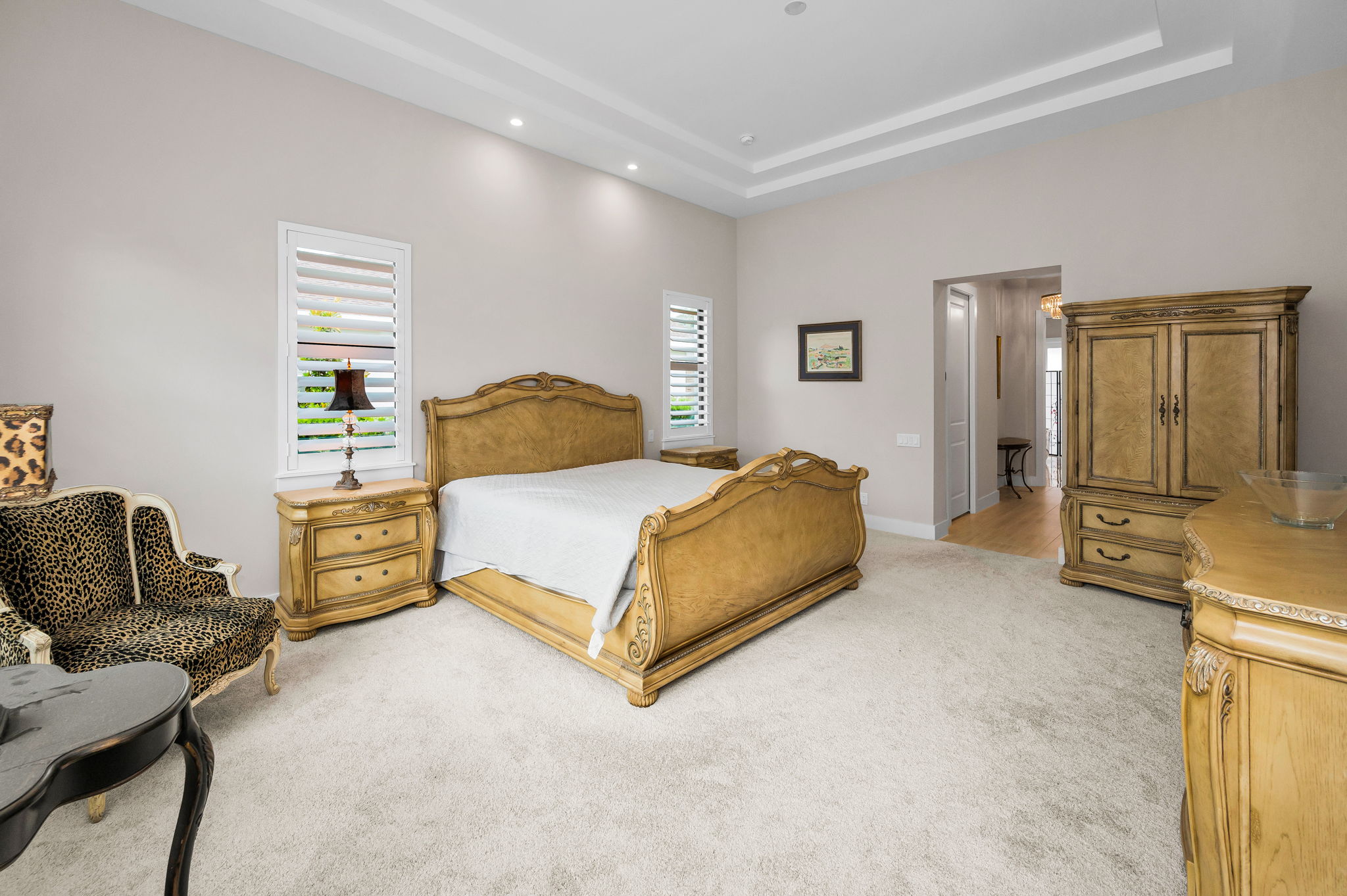 Primary Bedroom1b