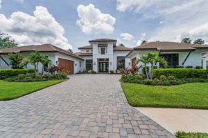 Front Exterior6