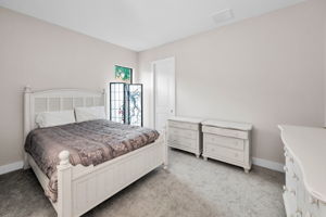 Guest Bedroom2a