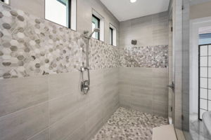 Primary Bathroom1c