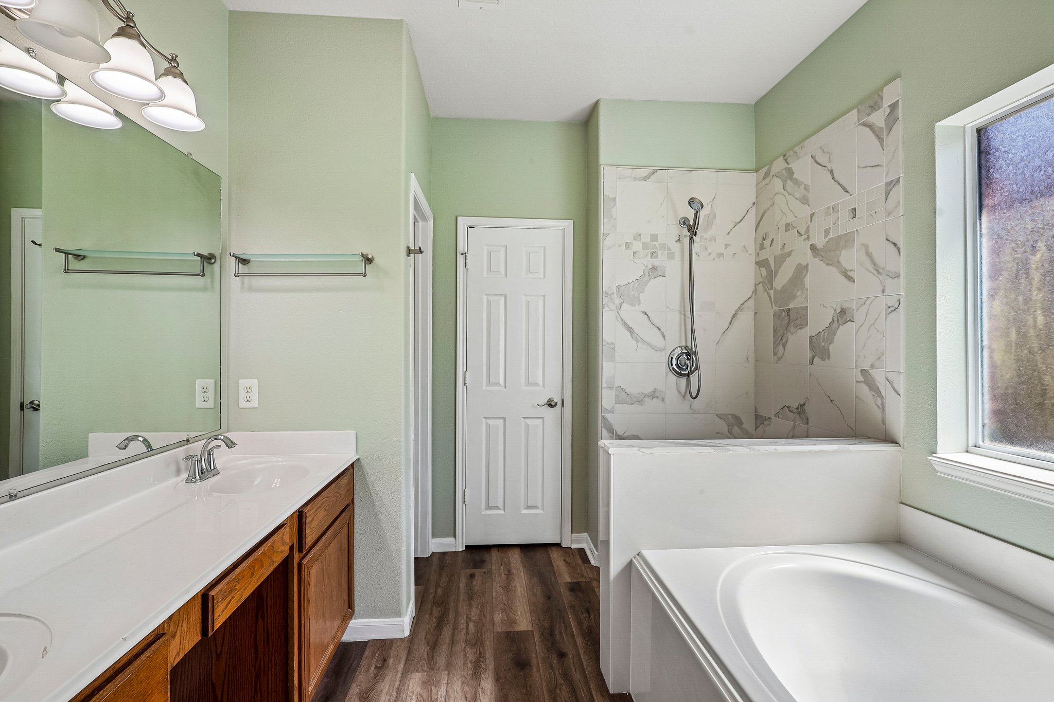 Blue Bonnet Dr-S2207-022.jpg
