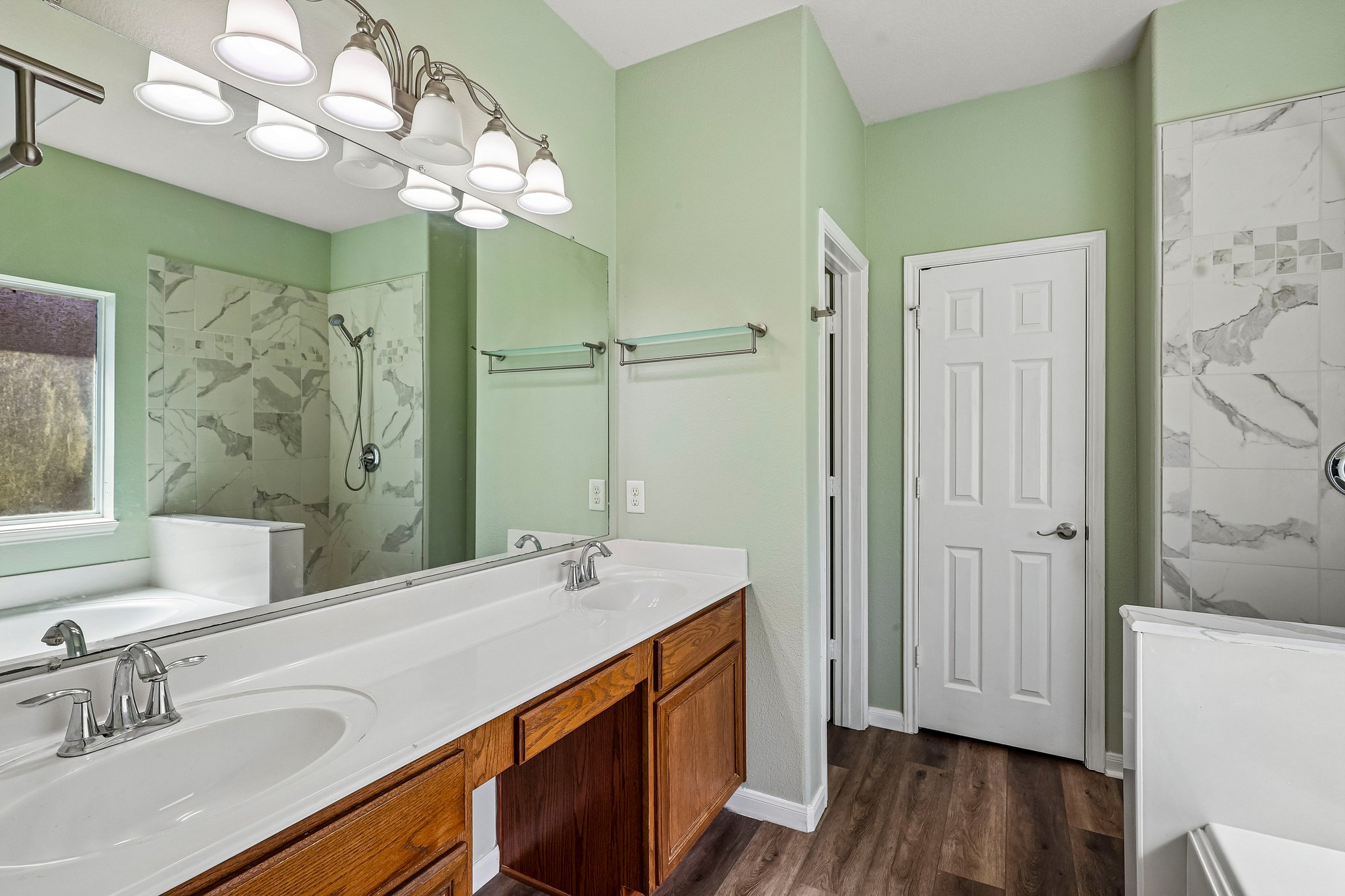 Blue Bonnet Dr-S2207-023.jpg