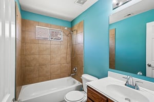 Blue Bonnet Dr-S2207-038.jpg