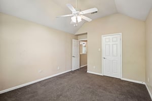 Blue Bonnet Dr-S2207-041.jpg