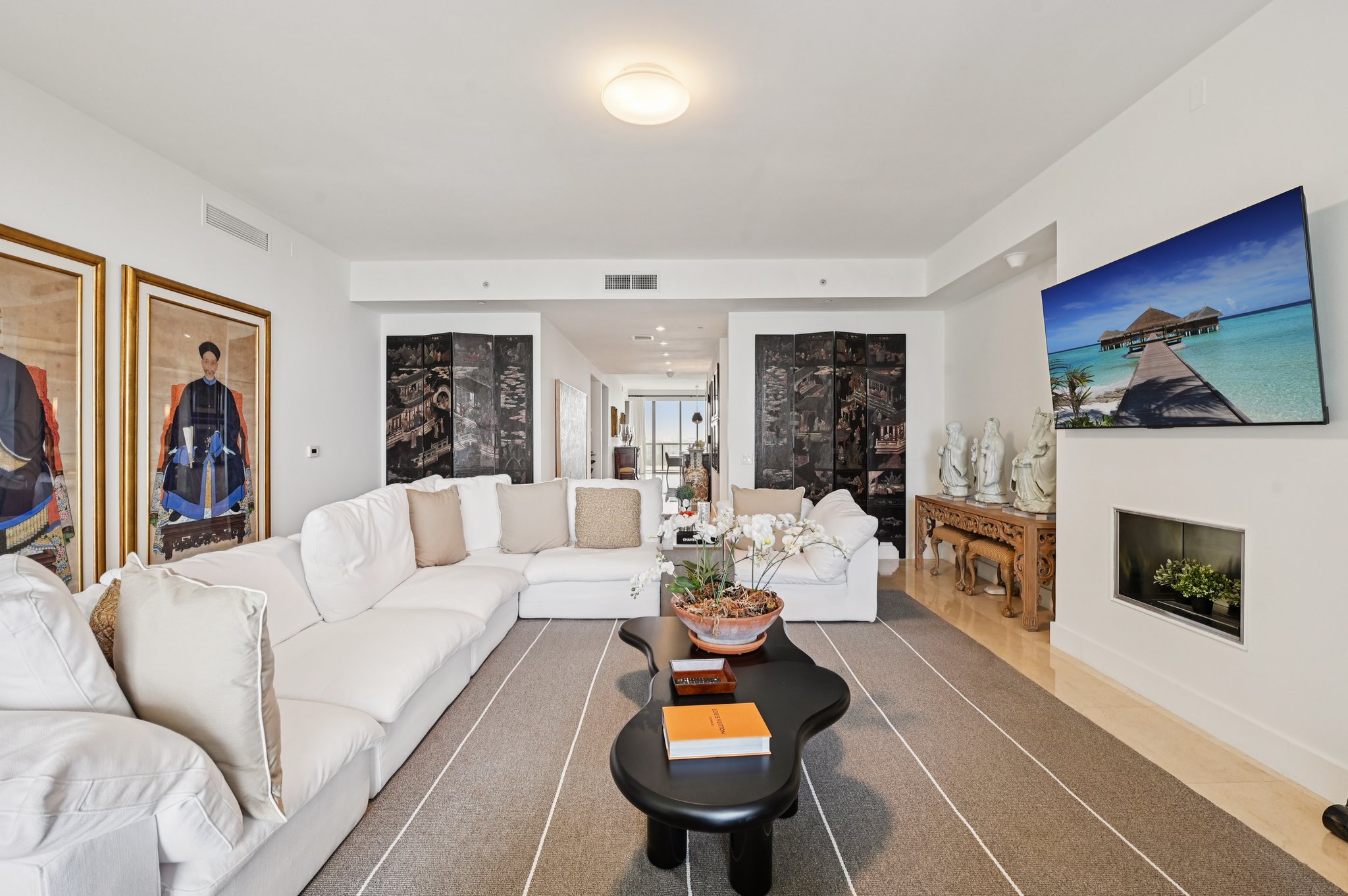 Collins Ave 803N-S2208-023.jpg