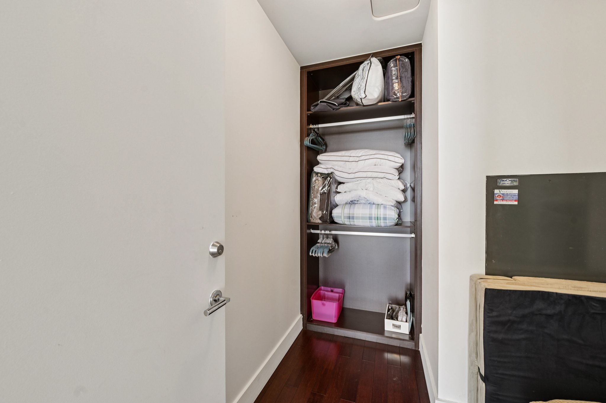 Collins Ave 803N-S2208-038.jpg