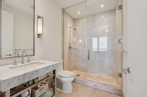 Collins Ave 803N-S2208-041.jpg