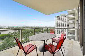 Collins Ave 803N-S2208-048.jpg