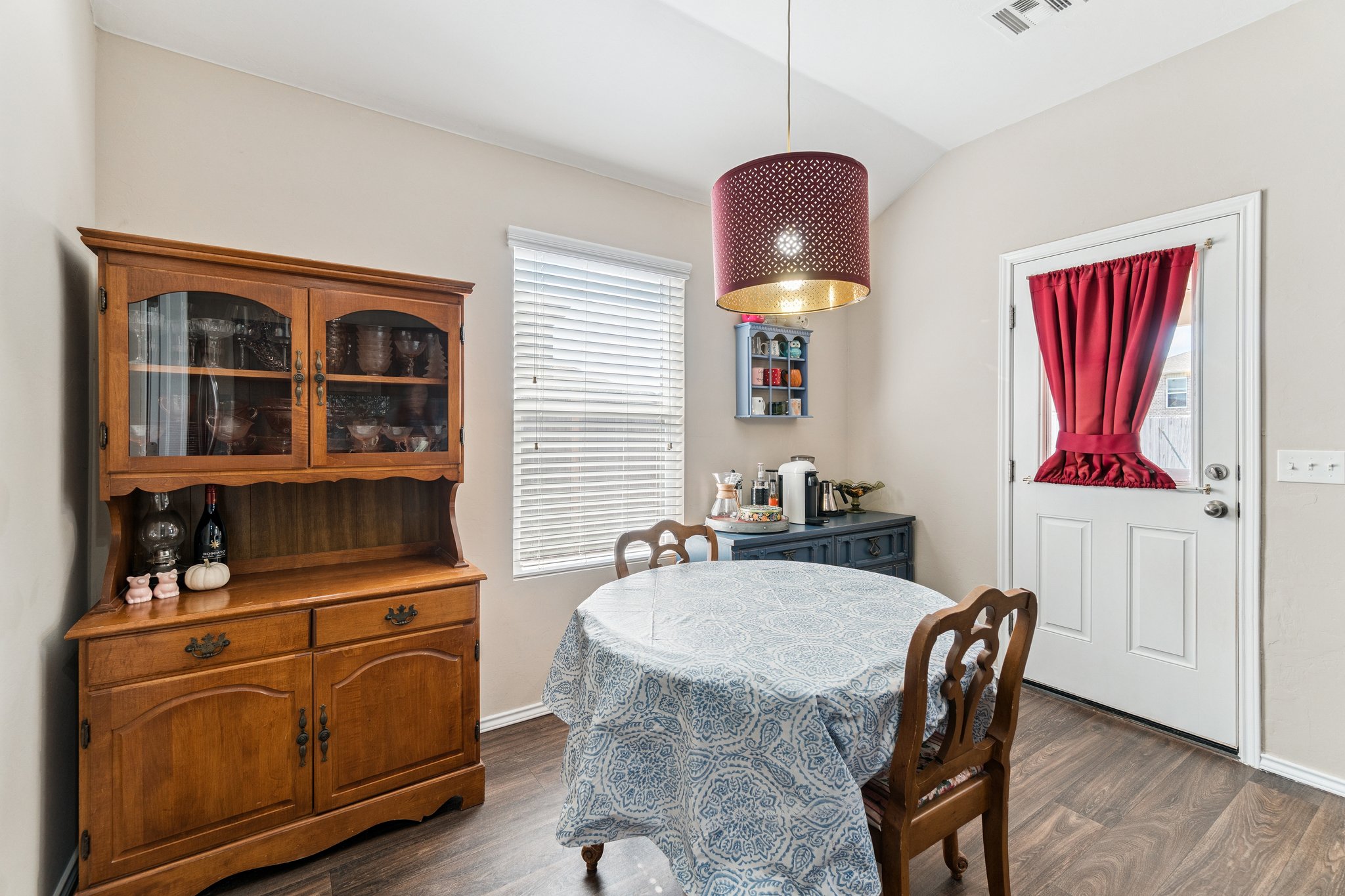 9705 High Noon Rd_023.jpg