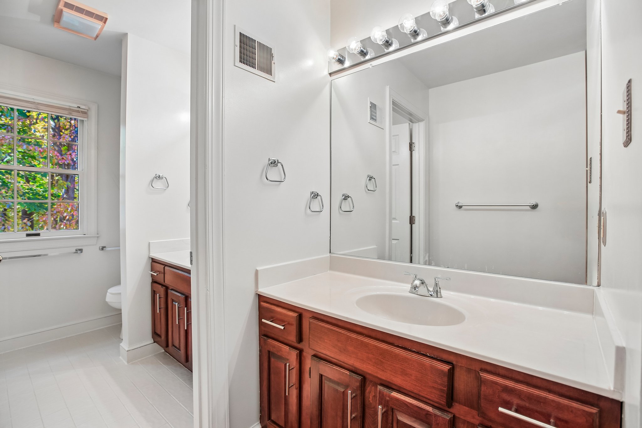 Polished Stone-S2810-029.jpg