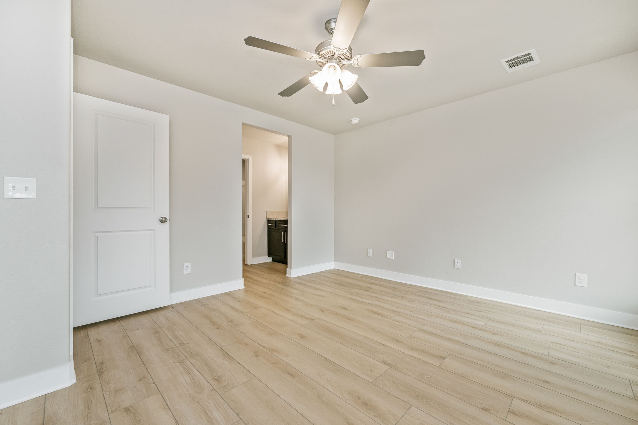 9709 Sydney Dr 20