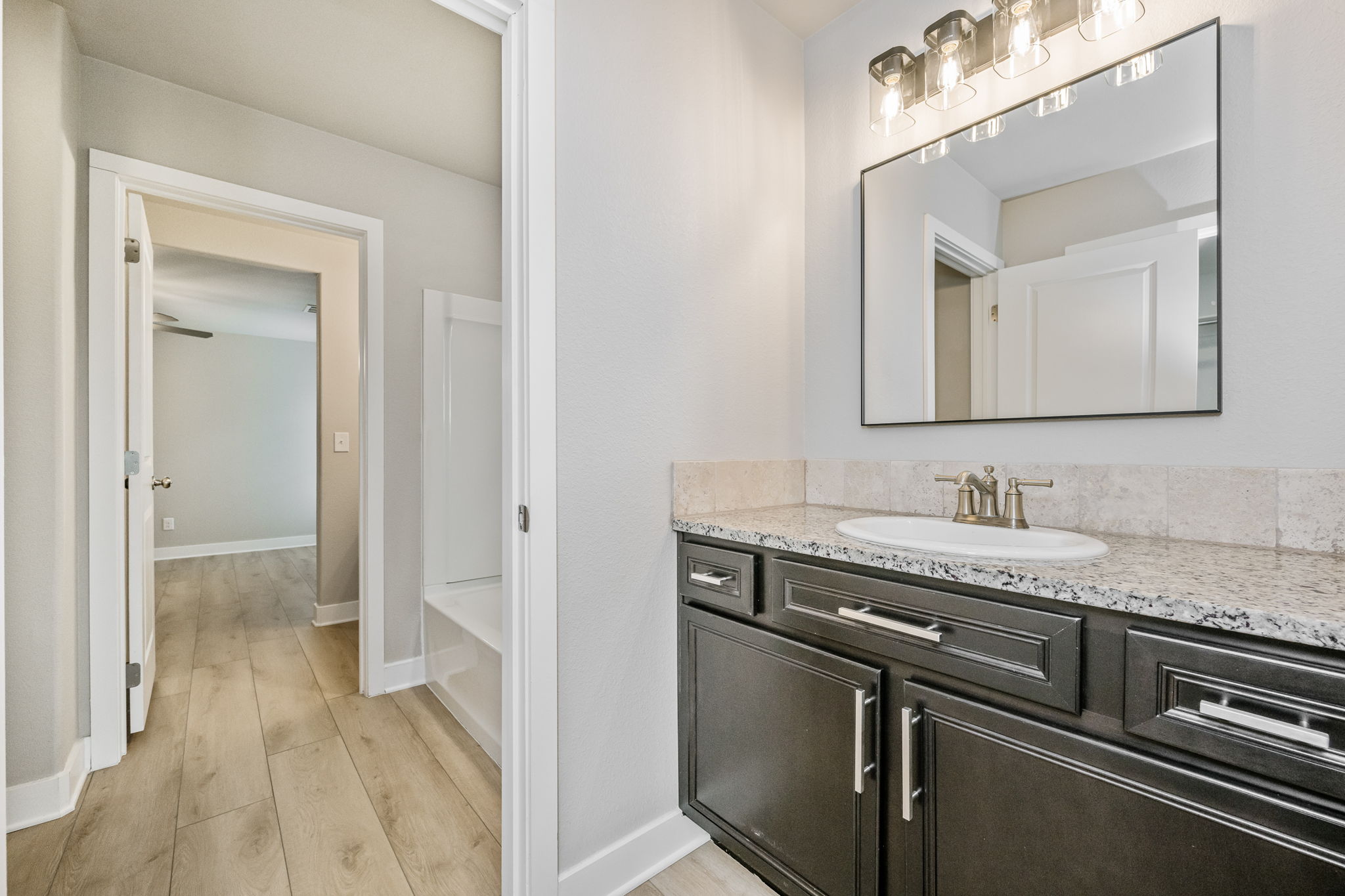 9709 Sydney Dr 21