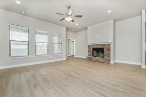 9709 Sydney Dr 11