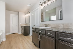 9709 Sydney Dr 15