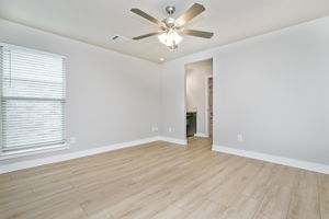 9709 Sydney Dr 25