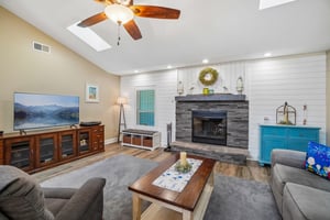 Cortland Way-S0109-011.jpg
