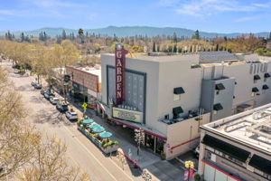 Downtown Willow Geln