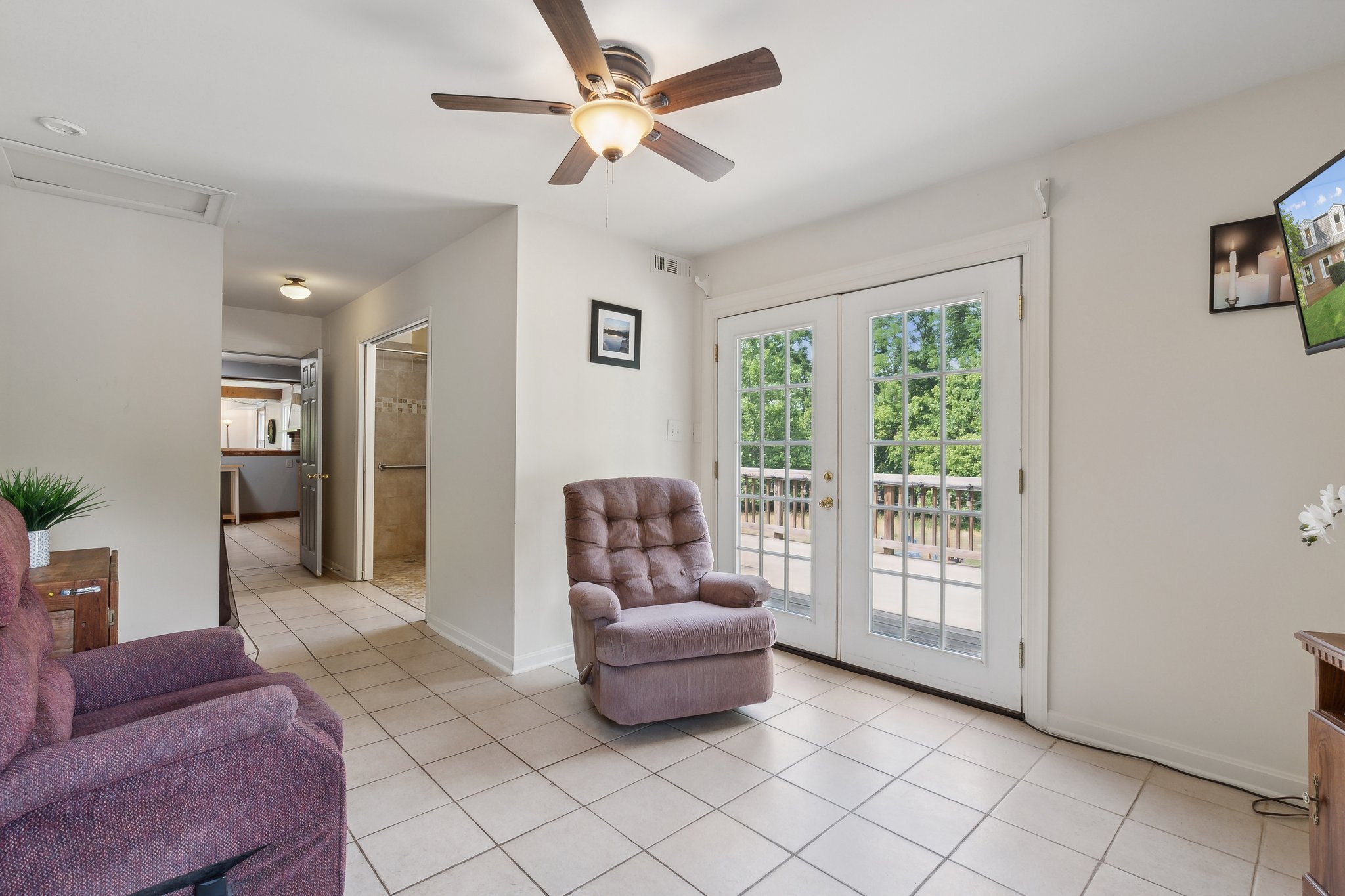 Sitting Room With Deck Access