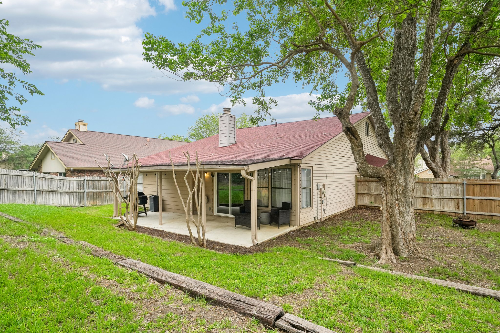 Spruce Ridge Dr-S2904-033.jpg