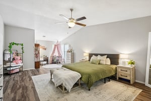 Spruce Ridge Dr-S2904-024.jpg