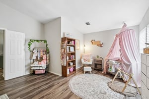 Spruce Ridge Dr-S2904-026.jpg