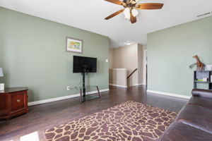 Photo 23