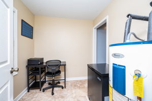 Extra space in Mud Room/Laundry area