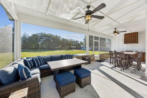 Screened-in Porch