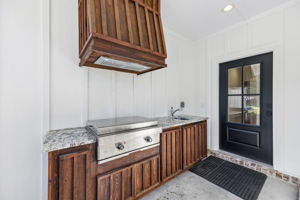 Outdoor Kitchen