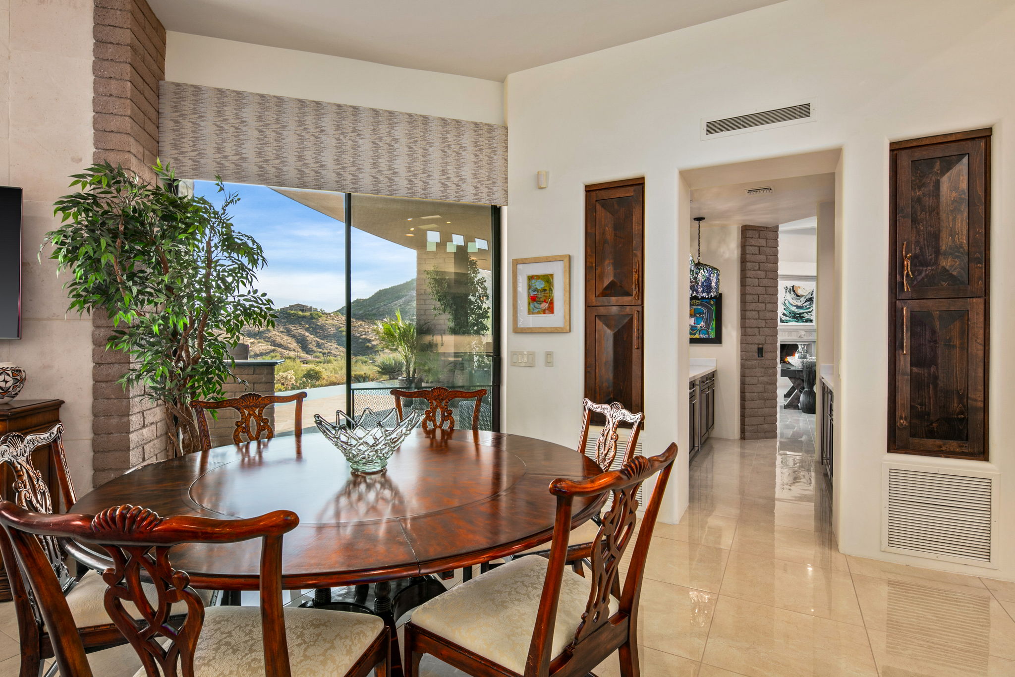 Breakfast Nook Details