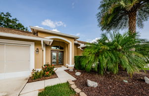 Front Exterior 4