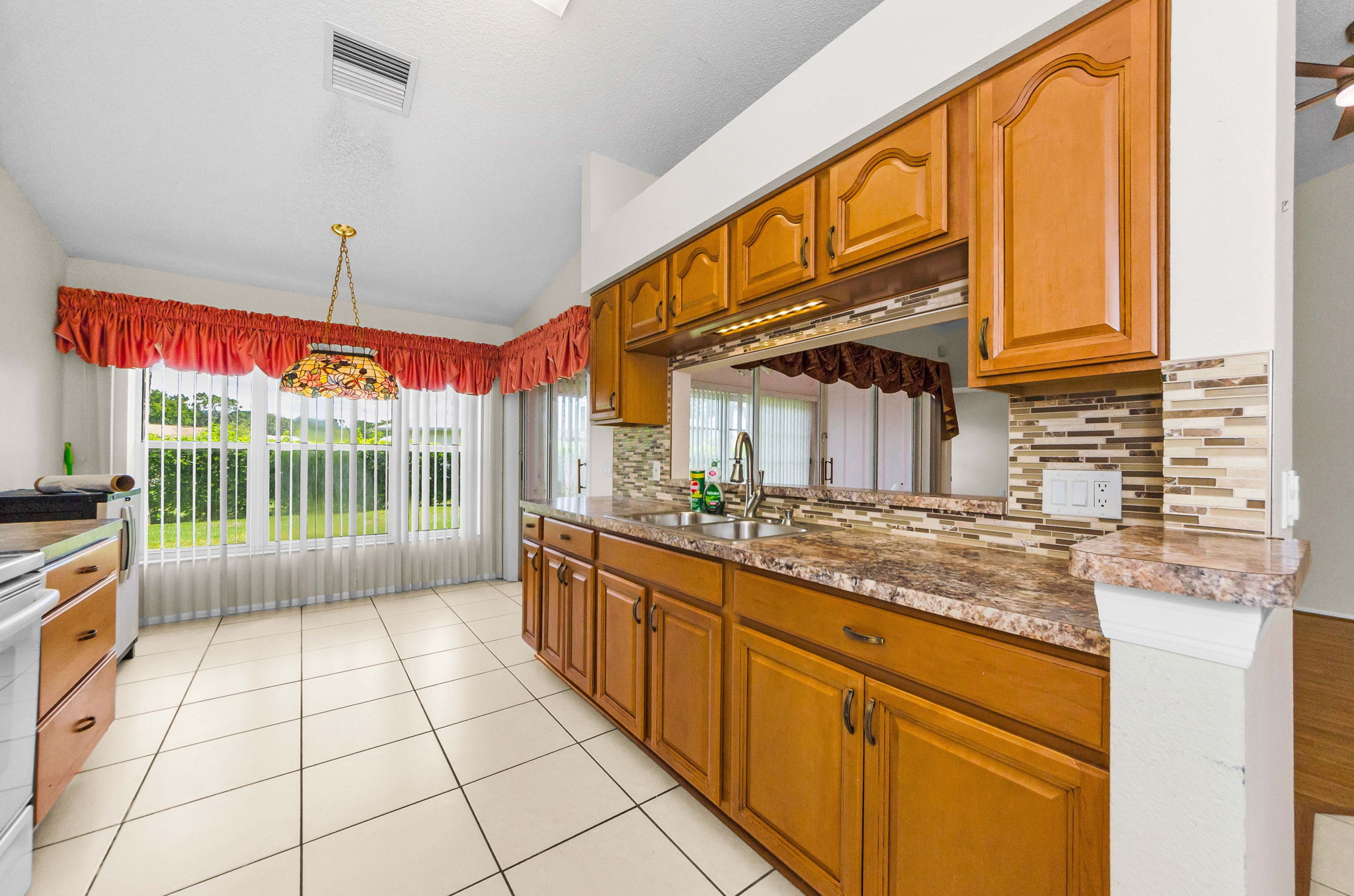 Kitchen 3